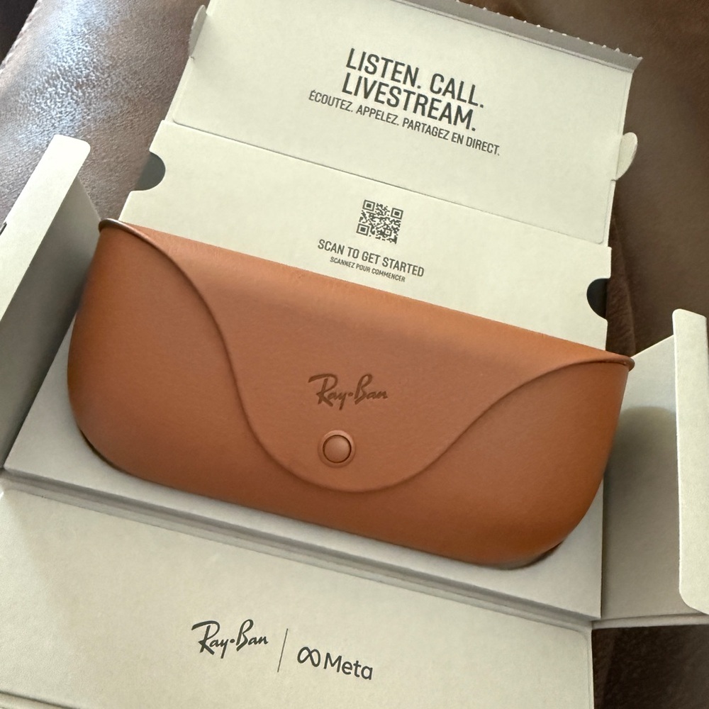 Ray-Ban Wayfarer META Sunglasses